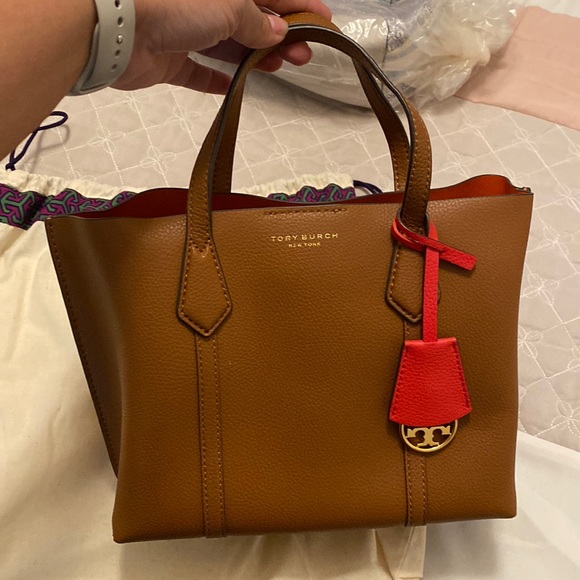 Tory Burch Handbags - Tory Burch - used 2x only